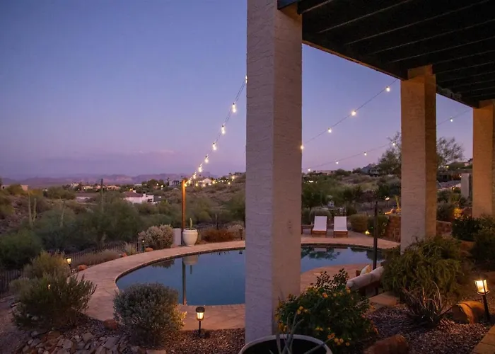 Southwestern Desert Escape Pool, Hot, Tub, Sleeps 12 Holiday home Fountain Hills