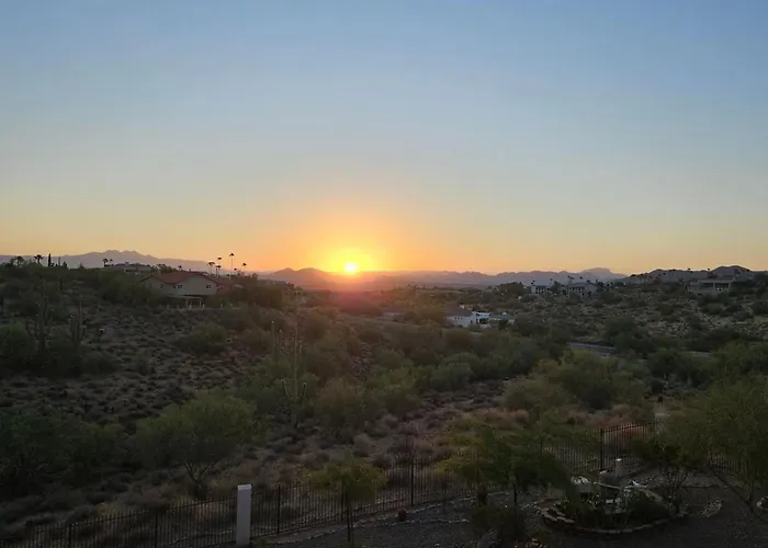 Southwestern Desert Escape Pool, Hot, Tub, Sleeps 12 Fountain Hills